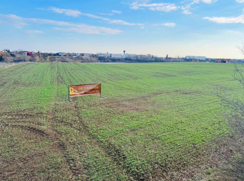 TEREN INTRAVILAN | BALOTESTI | DESCHIDERE 40 M LA LAC | 9.919 MP | LAHOVARI |
