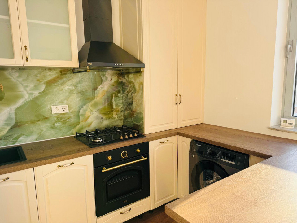 AP 3 CAMERE | DAMAROAIA | STRAULESTI | PETROM CITY | SCOALA GENESIS |