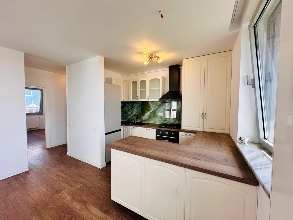 3 CAMERE | DAMAROAIA | PERTOM CITY | SCOALA GENESIS | PARCARE | BOXA 