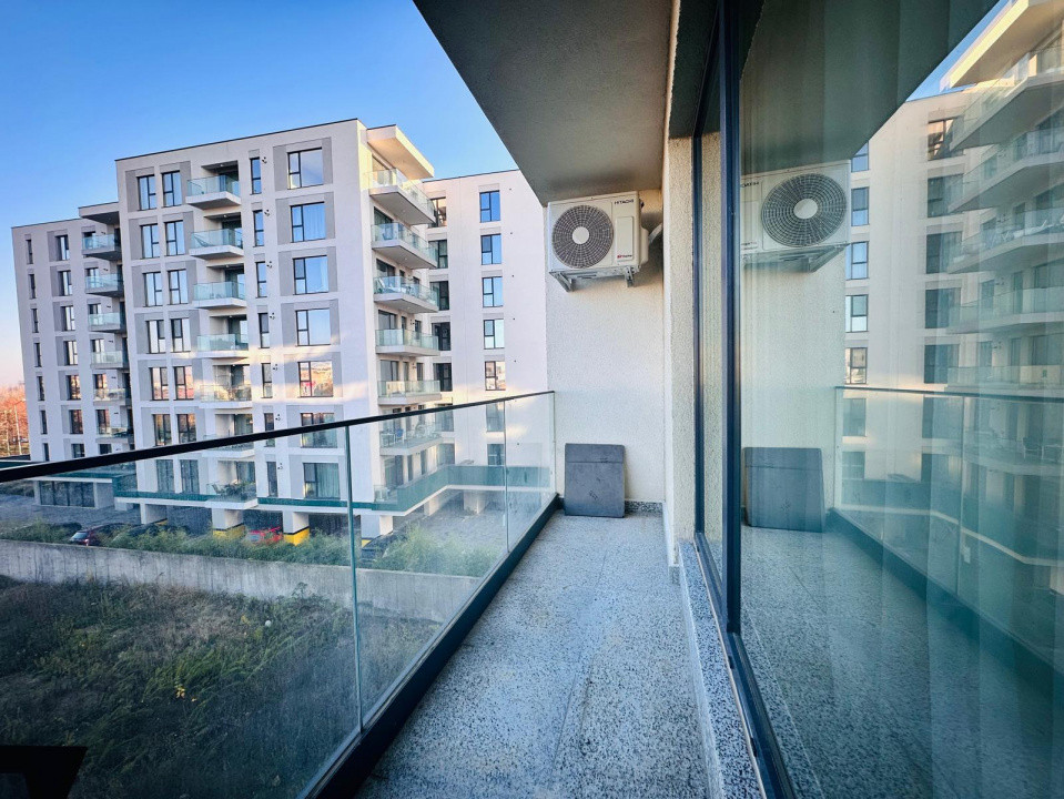 4 CAMERE | STRAULESTI | DAMAROAIA | PARCARE | PETROM  CITY | GENESIS |