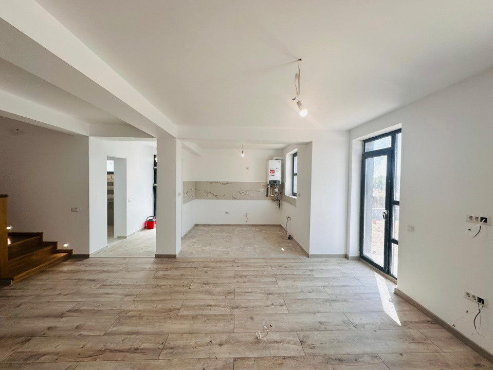 CASA DE VANZARE TIP DUPLEX | MOGOSOAIA | 4 CAMERE | FINISATA | 