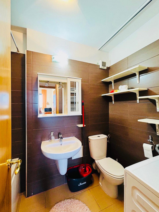 AP 2 CAM DE INCHIRIAT | OTOPENI | CENTRAL | PARCARE | METROU |