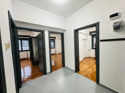 3 camere | Arcul de Triumf | Kiseleff | Victoriei | Centrala | Parcare