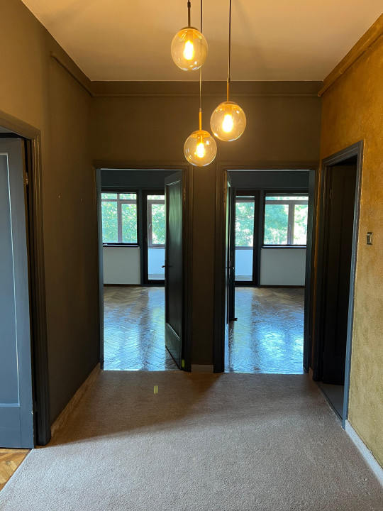 3 camere | Arcul De Triumf | Kiseleff | Victoriei | Centrala | Parcare