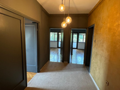 3 camere | Arcul De Triumf | Kiseleff | Victoriei | Centrala | Parcare